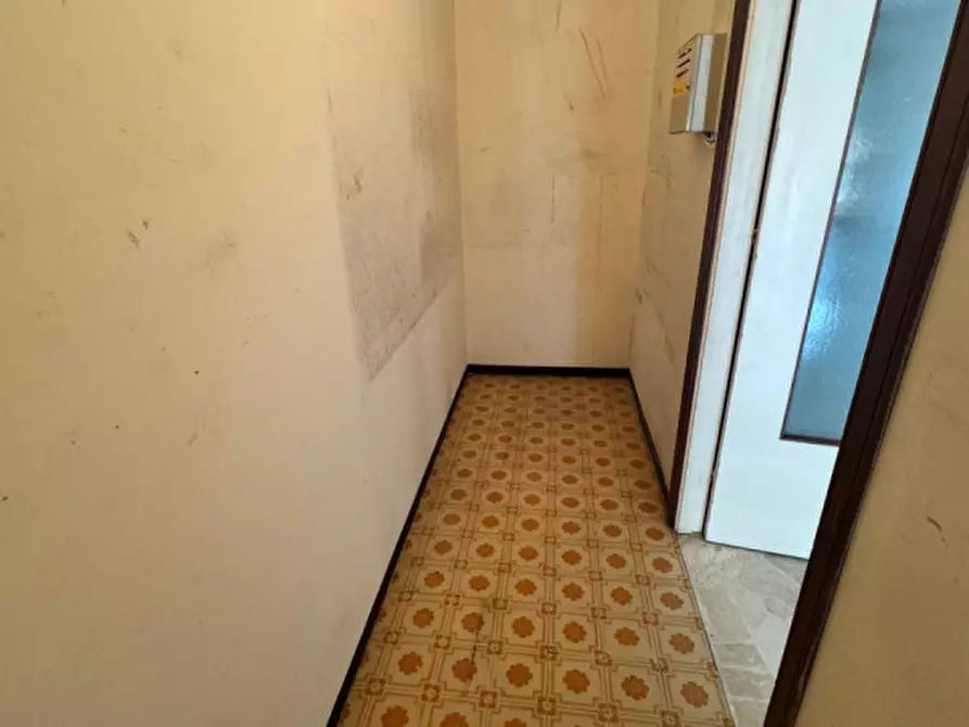 Immagine 18 di Appartamento in vendita  in Corso Vittorio Veneto 52 a Savona