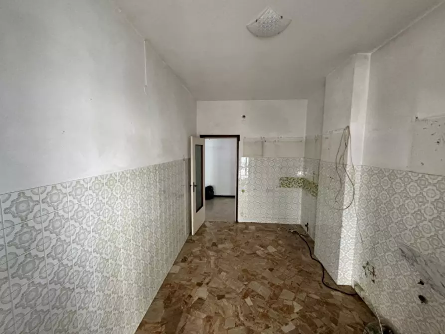 Immagine 22 di Appartamento in vendita  in Corso Vittorio Veneto 52 a Savona