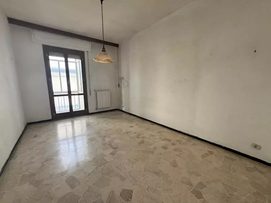 Immagine 23 di Appartamento in vendita  in Corso Vittorio Veneto 52 a Savona