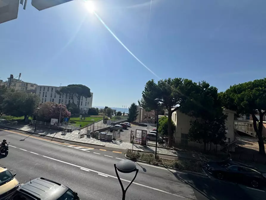 Immagine 24 di Appartamento in vendita  in Corso Vittorio Veneto 52 a Savona