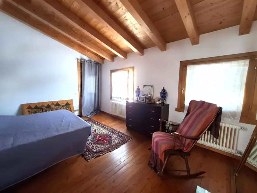 Immagine 10 di Villetta a schiera in vendita  a Villafranca Di Verona