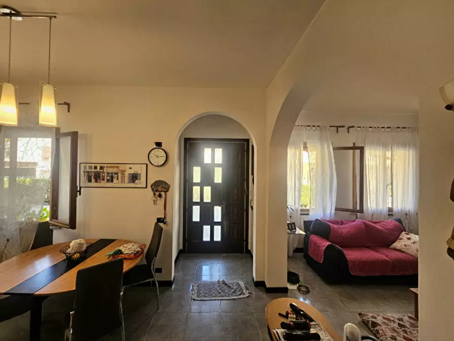 Immagine 15 di Casa indipendente in vendita  in via precettole a Urbana