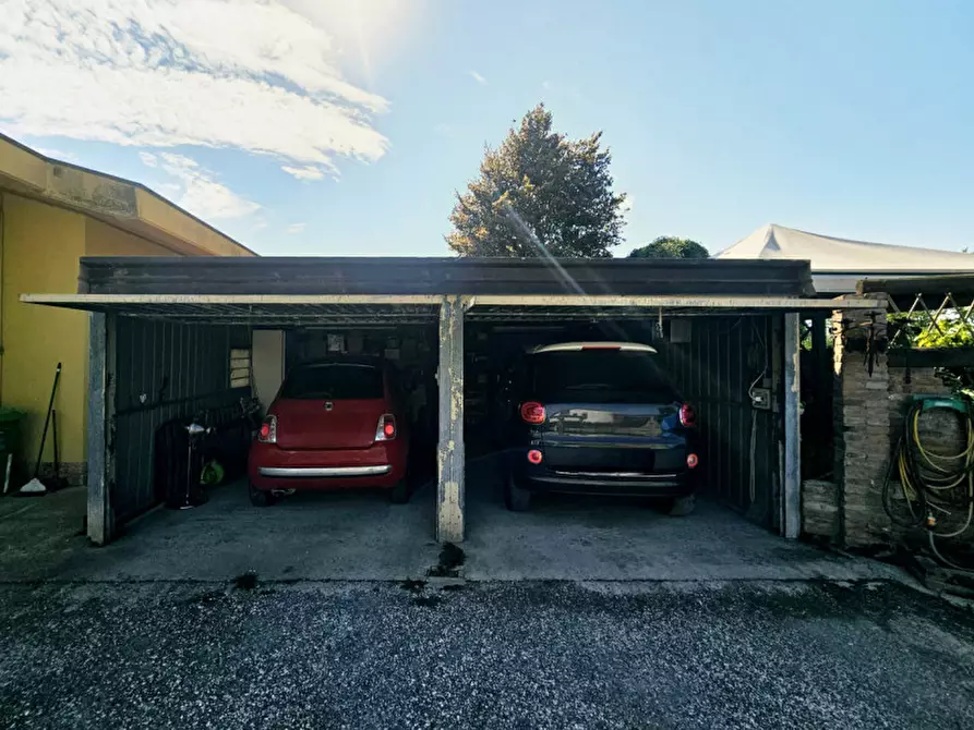 Immagine 21 di Casa indipendente in vendita  in via precettole a Urbana
