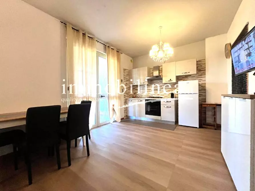 Immagine 5 di Appartamento in vendita  in Via Sagramose a Lazise