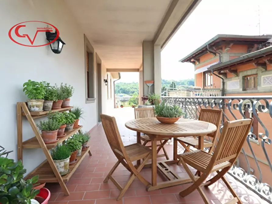 Immagine 10 di Villa in vendita  in Via Ammiraglio Ernesto Burzagli a Montevarchi