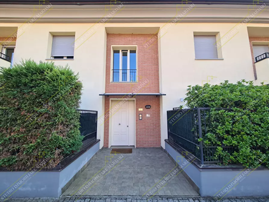 Immagine 2 di Appartamento in affitto  in Via Claudio Tolomeo 78 a Modena