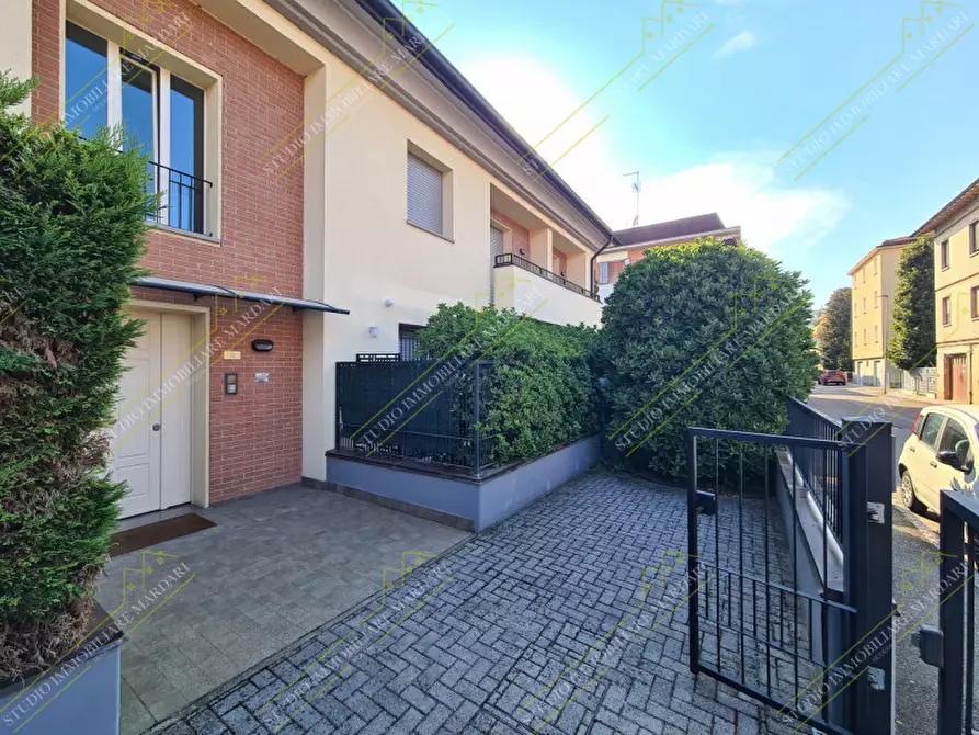 Immagine 34 di Appartamento in affitto  in Via Claudio Tolomeo 78 a Modena