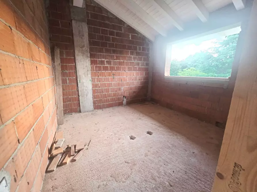 Immagine 12 di Villa in vendita  in Fosso' a Fosso'