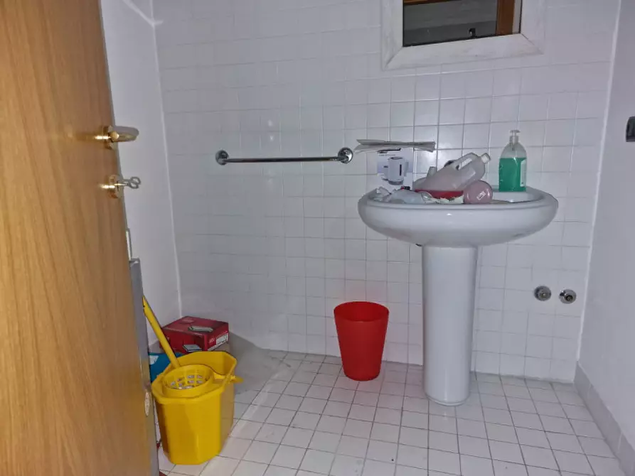 Immagine 4 di Ufficio in affitto  in Corte Botticelli a Cesena