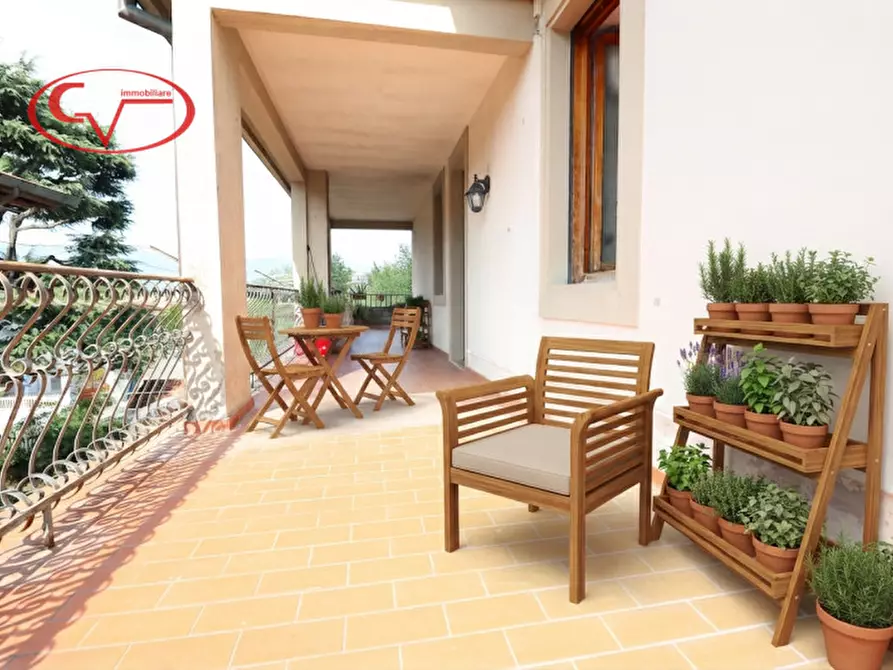 Immagine 2 di Appartamento in vendita  in Via Ammiraglio Ernesto Burzagli a Montevarchi