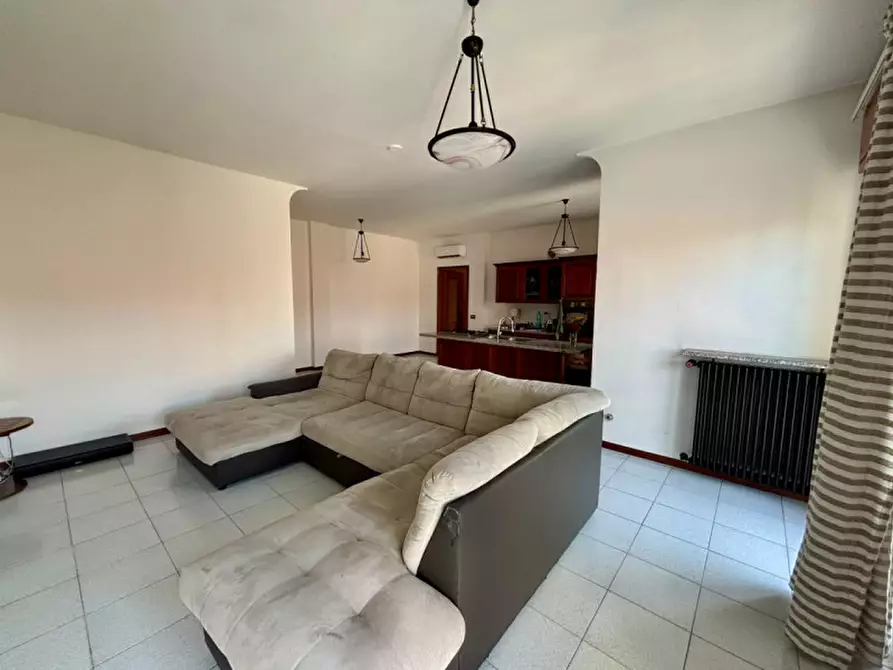 Immagine 5 di Appartamento in vendita  in Via Vittorio Veneto, 42 a Casaleone