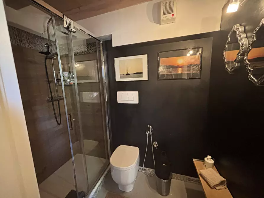 Immagine 11 di Appartamento in vendita  in Via Guglielmo Marconi n. 114 a Vittorio Veneto