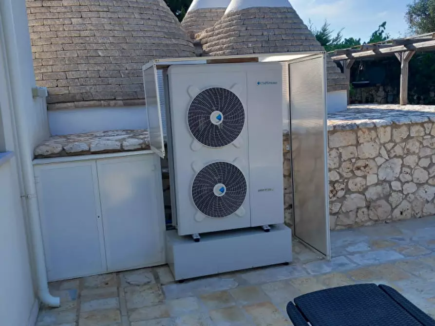 Immagine 45 di Villa in vendita  in C.da Angeluzzi a San Michele Salentino