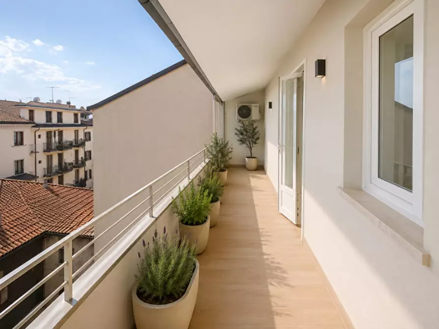 Immagine 2 di Appartamento in vendita  in Contrà San Tommaso a Vicenza