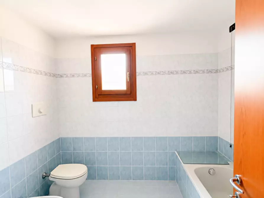 Immagine 19 di Villetta a schiera in vendita  in Via Roma a Urbana