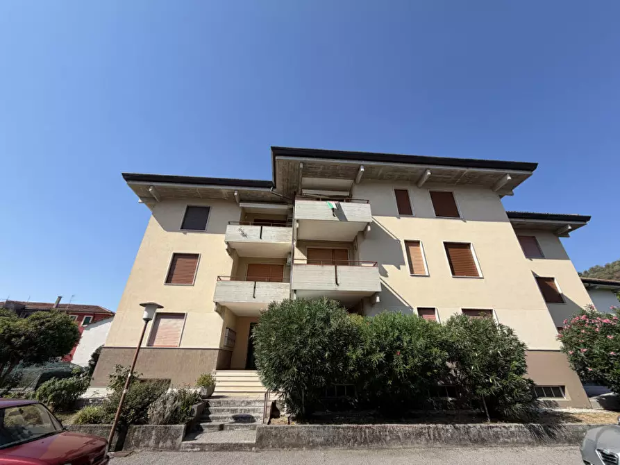 Immagine 1 di Appartamento in vendita  in Via Perini a Vittorio Veneto