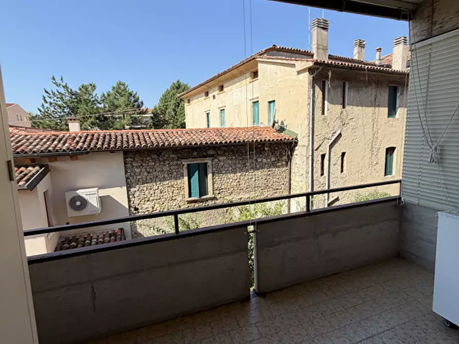 Immagine 9 di Appartamento in vendita  in Via Perini a Vittorio Veneto