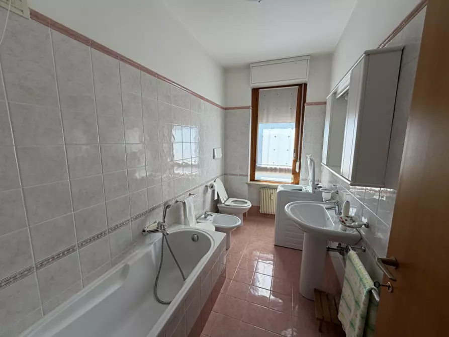 Immagine 14 di Appartamento in vendita  in Via Perini a Vittorio Veneto
