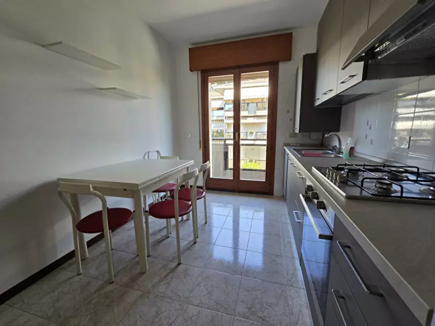 Immagine 2 di Appartamento in vendita  in via trieste a Venezia