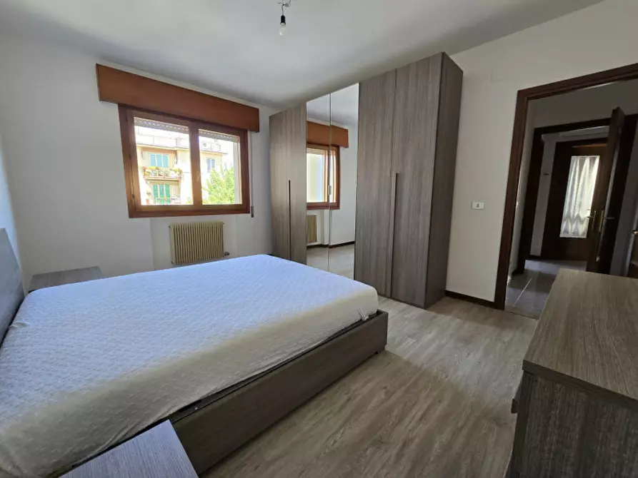 Immagine 5 di Appartamento in vendita  in via trieste a Venezia