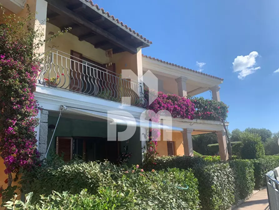 Immagine 3 di Villa in vendita  in Via Leonardo Da Vinci a Budoni