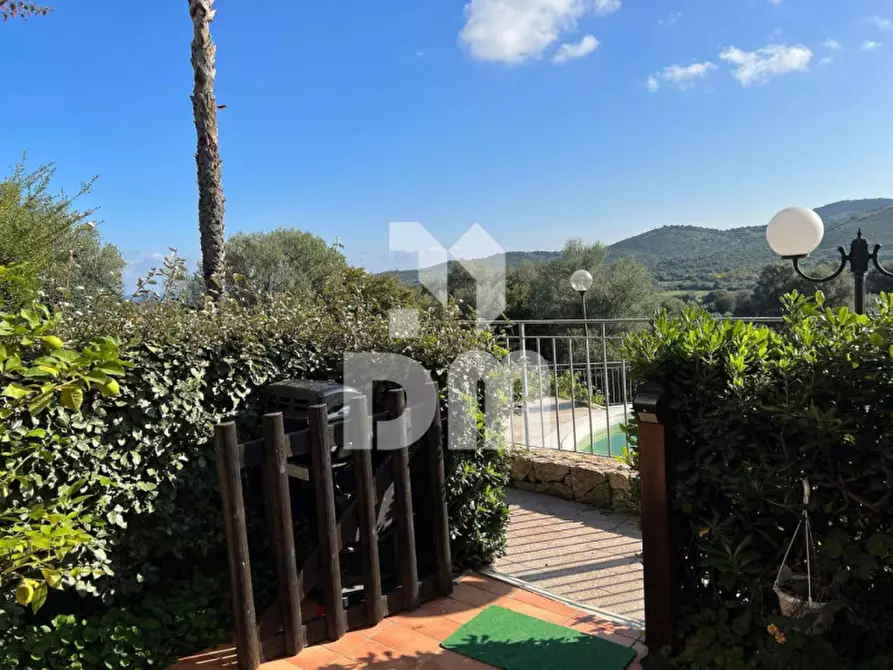 Immagine 4 di Villa in vendita  in Via Leonardo Da Vinci a Budoni