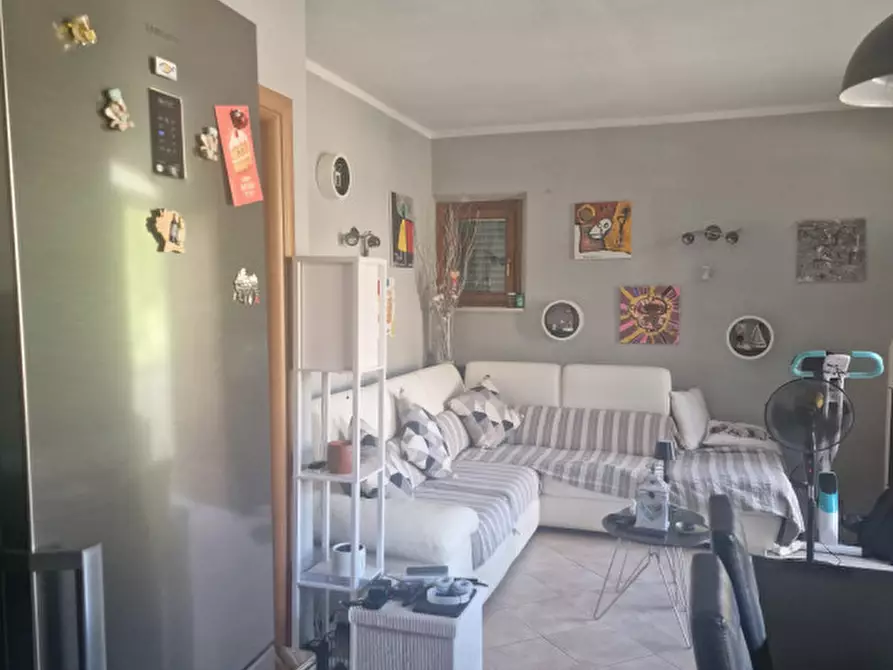 Immagine 5 di Appartamento in vendita  a Lucignano