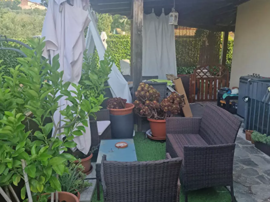 Immagine 23 di Appartamento in vendita  a Lucignano