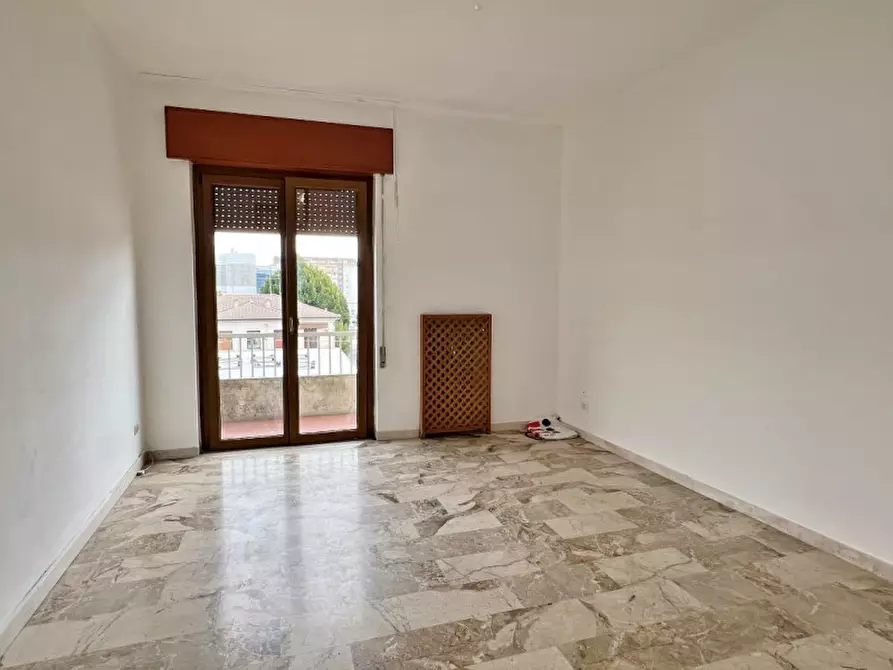 Immagine 3 di Appartamento in vendita  in via Luzzatti a Vicenza