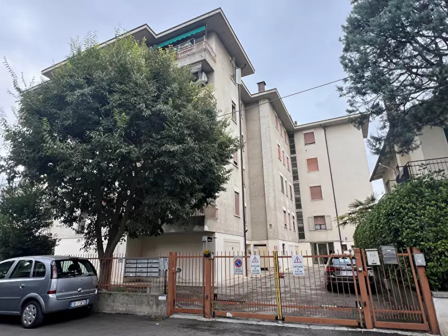 Immagine 26 di Appartamento in vendita  in via Luzzatti a Vicenza