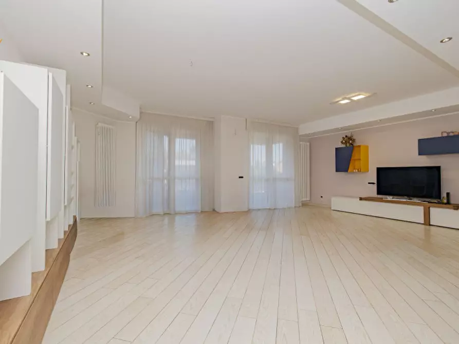Immagine 1 di Appartamento in affitto  in Largo Vincenzo Bellini, 18 a Binasco