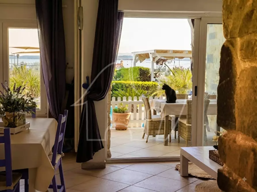 Immagine 9 di Appartamento in vendita  a Bardolino