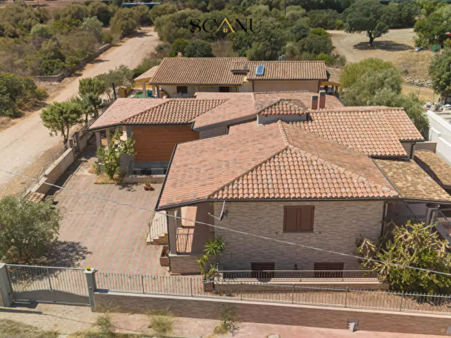 Immagine 55 di Casa bifamiliare in vendita  in Via Mar Nero a Siniscola