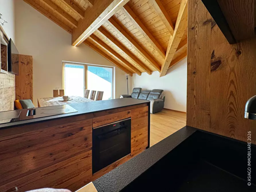 Immagine 10 di Appartamento in affitto  in Via Belvedere a Roana