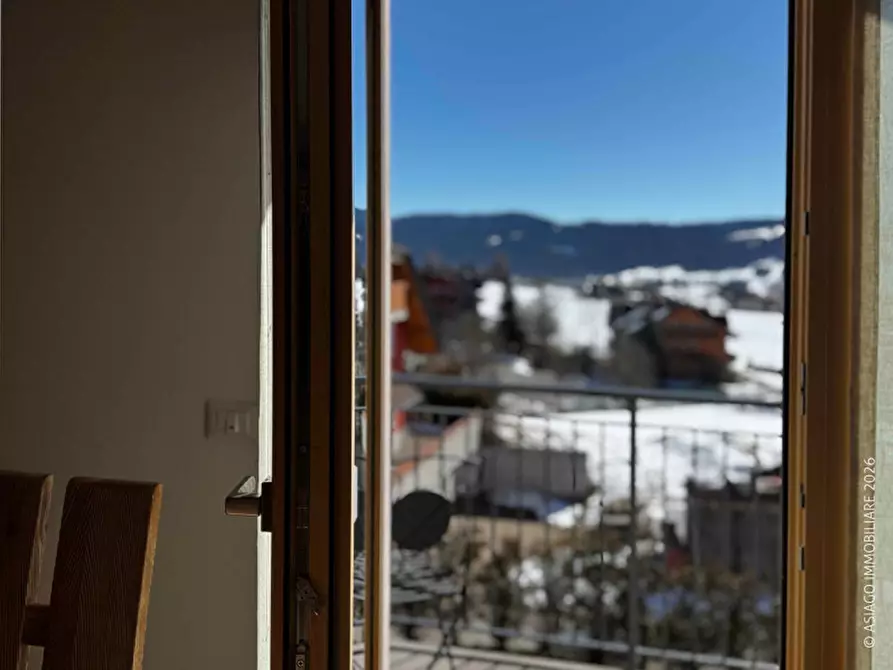 Immagine 14 di Appartamento in affitto  in Via Belvedere a Roana