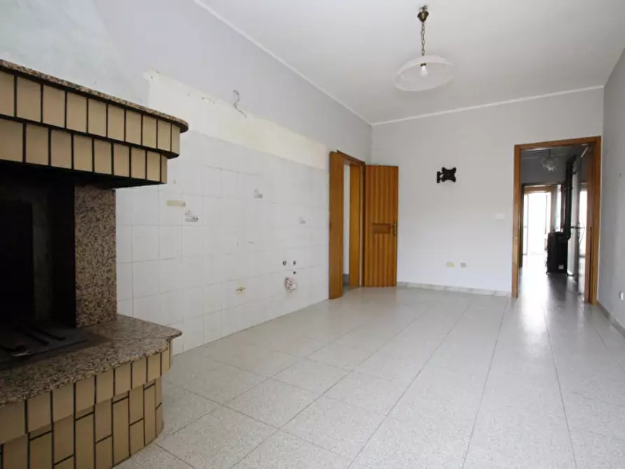Immagine 2 di Casa indipendente in vendita  in Via Bolzano a Matino
