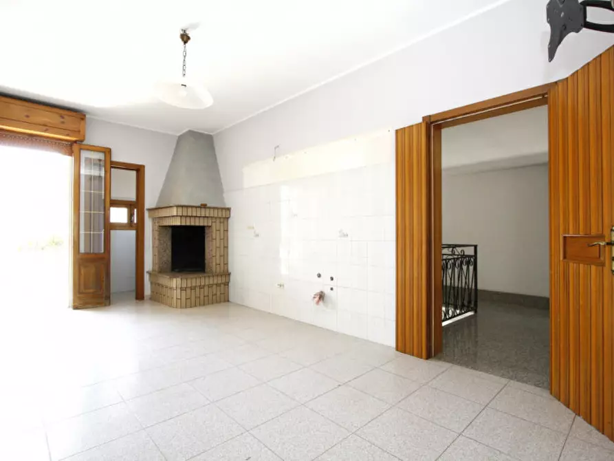 Immagine 12 di Casa indipendente in vendita  in Via Bolzano a Matino