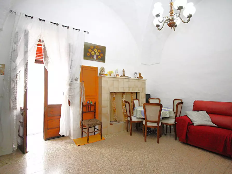 Immagine 2 di Casa indipendente in vendita  in Via Guglielmo Marconi a Presicce-Acquarica