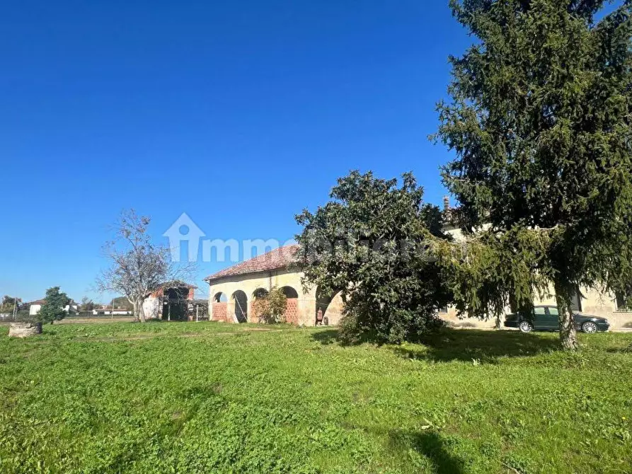 Immagine 9 di Rustico / casale in vendita  in via Montà a Padova