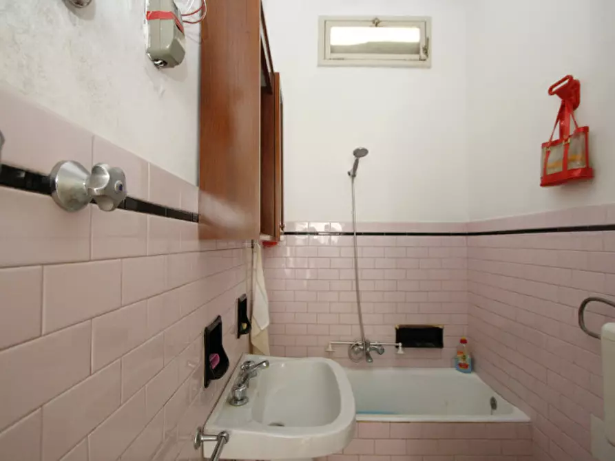 Immagine 31 di Casa indipendente in vendita  in Via I Maggio, 73054 Presicce-Acquarica LE, Italia a Presicce-Acquarica