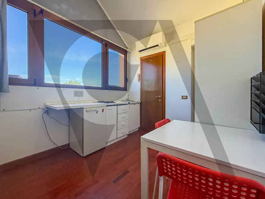 Immagine 3 di Appartamento in vendita  a Padova