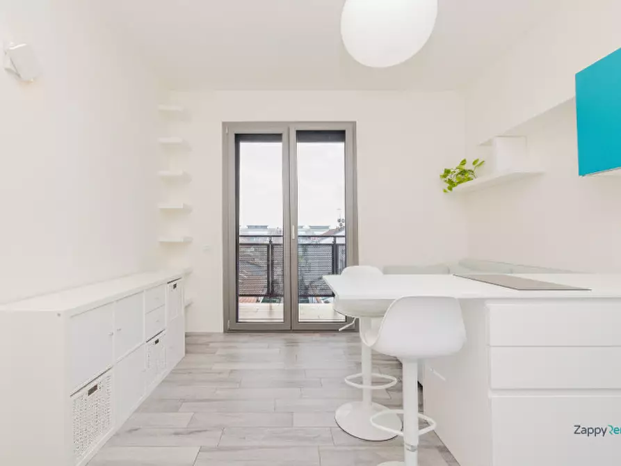 Immagine 2 di Appartamento in affitto  in Via Enrico Cosenz, 13 a Milano