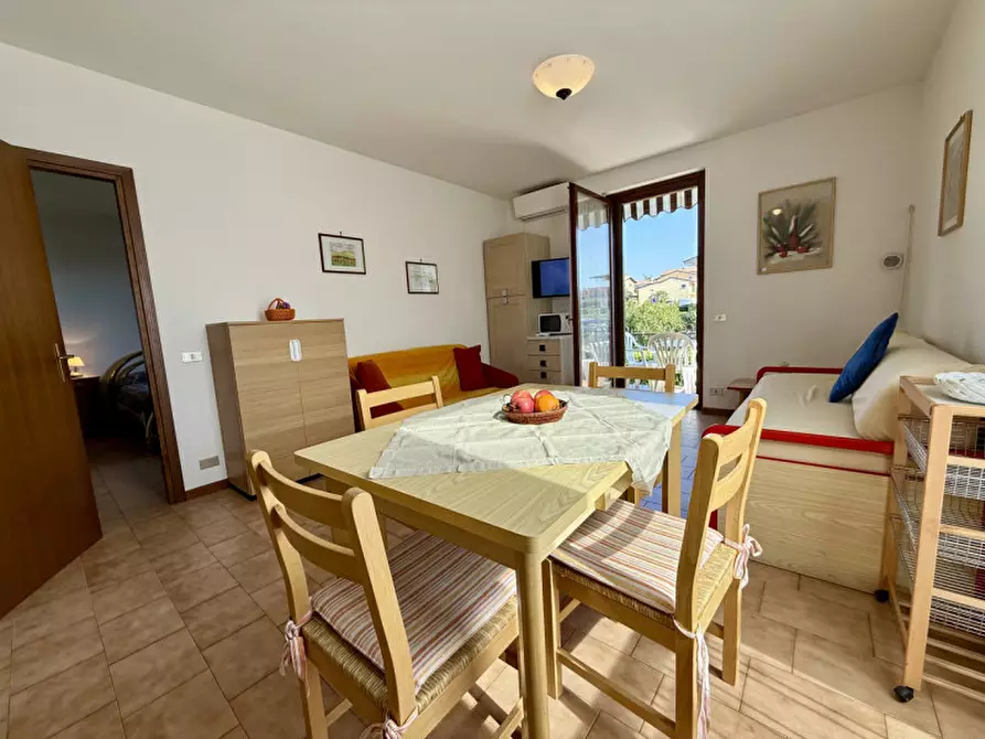 Immagine 5 di Appartamento in affitto  in via Monte Baldo a Lazise