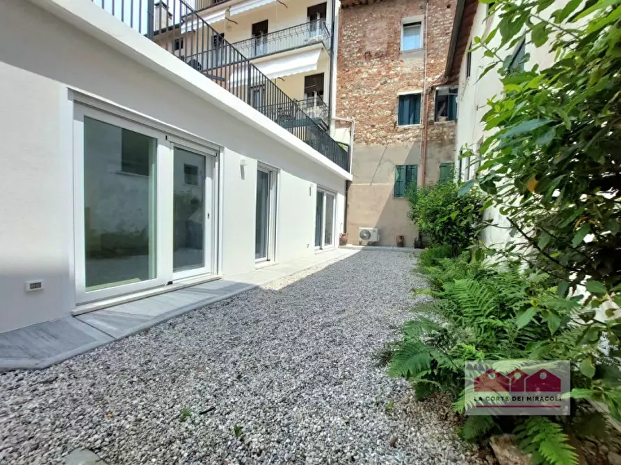 Immagine 4 di Appartamento in affitto  in Contra' Sant'Andrea 34 a Vicenza