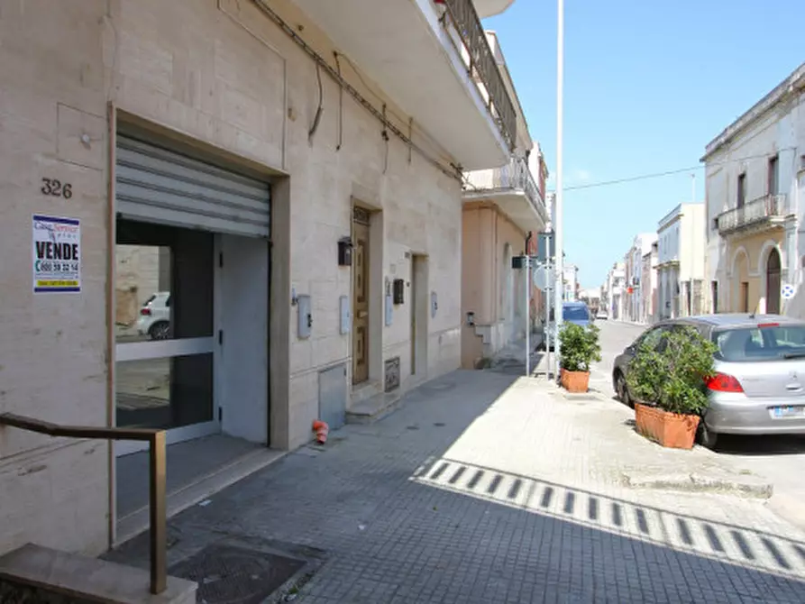 Immagine 30 di Negozio in vendita  in Via Roma a Matino