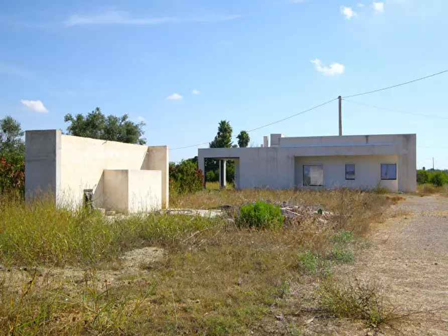 Immagine 3 di Villa in vendita  in Strada Vicinale Frasca a Matino