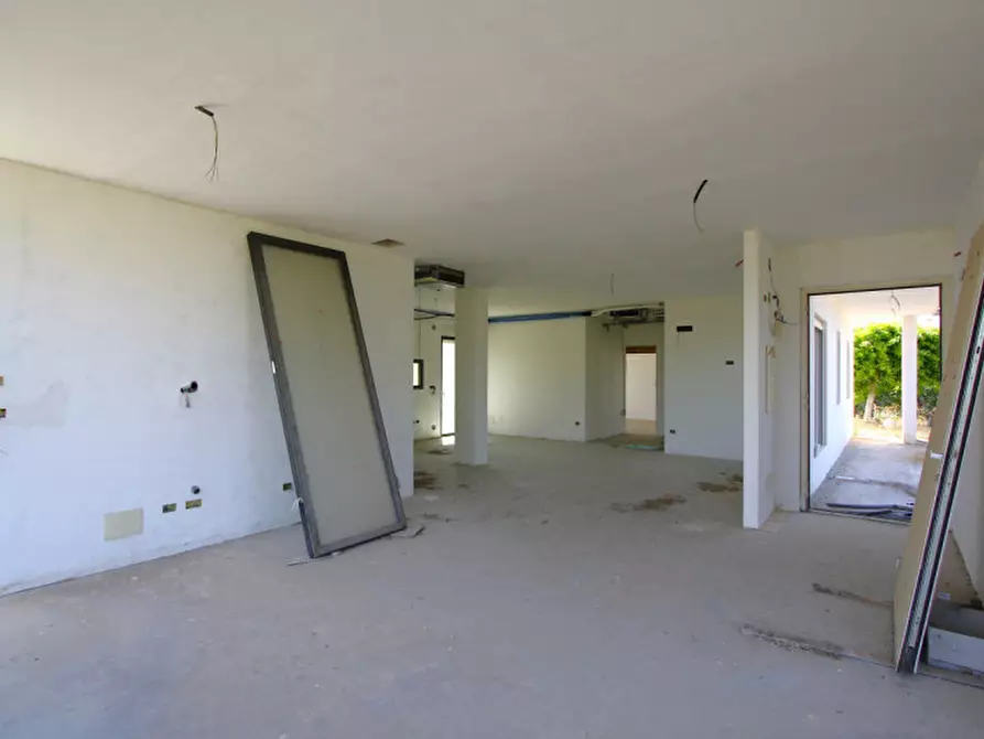 Immagine 6 di Villa in vendita  in Strada Vicinale Frasca a Matino