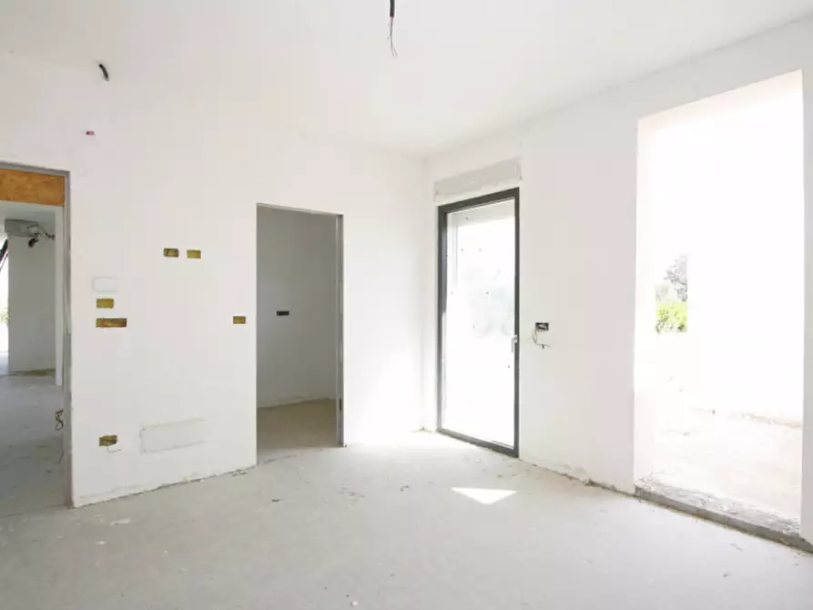 Immagine 7 di Villa in vendita  in Strada Vicinale Frasca a Matino