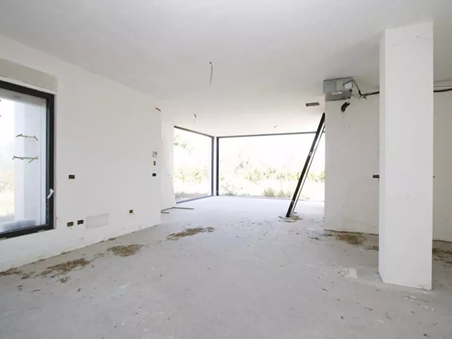 Immagine 13 di Villa in vendita  in Strada Vicinale Frasca a Matino