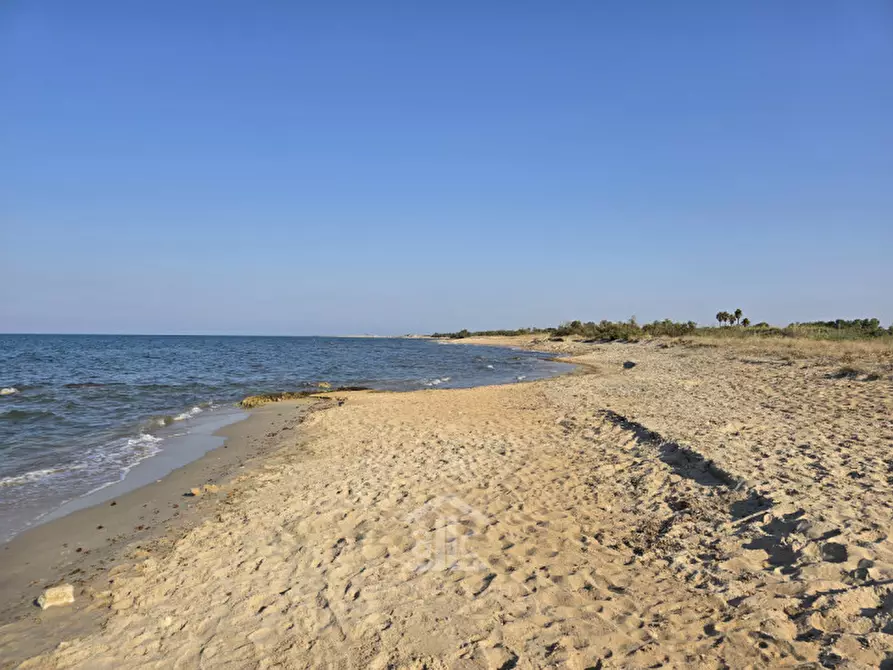 Immagine 3 di Villa in vendita  in via dei garofani 17 a Lecce